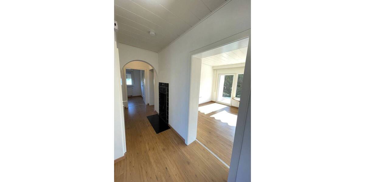 Einfamilienhaus Langenzenn - 6 Zimmer, 130 m&sup2;, 1.495&euro; | Angebot:25984081