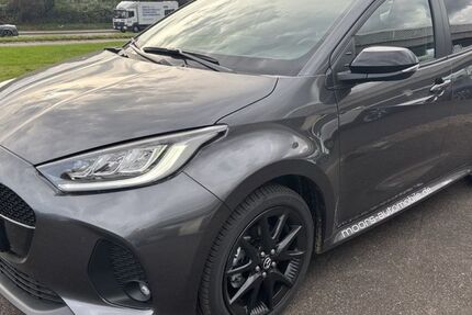 Mazda 2 Hybrid 4.476 km 23.671 &euro; Neuss 41464