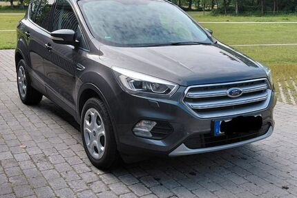 Ford Kuga 56.800 km 13.990 &euro; Rhauderfehn 26817