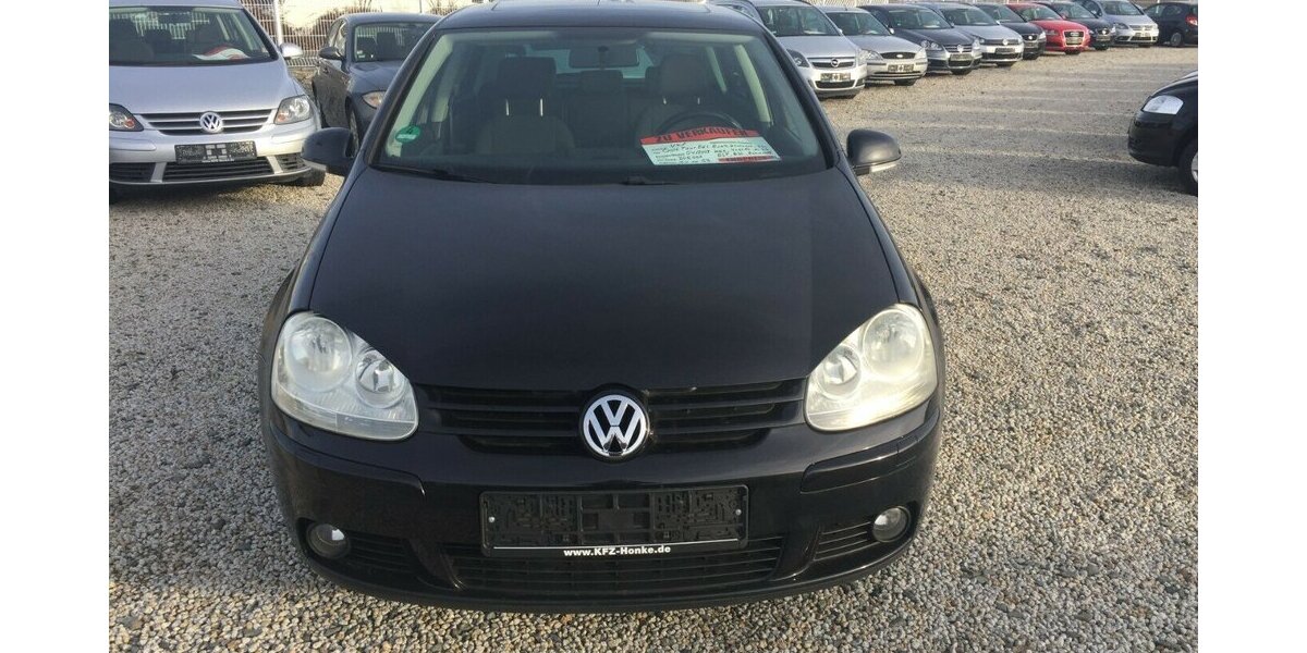 VW Golf Tour Edition,el.SD..Klima,Sitzheiz.,Tüv Neu! 200.000 km 2.999 &euro; Himmelkron 95502