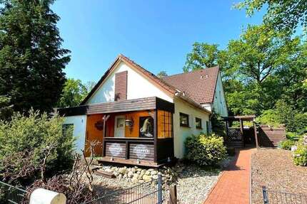 Haus zum Kaufen in Worpswede 325.000 € 220 m² 8 zimmer