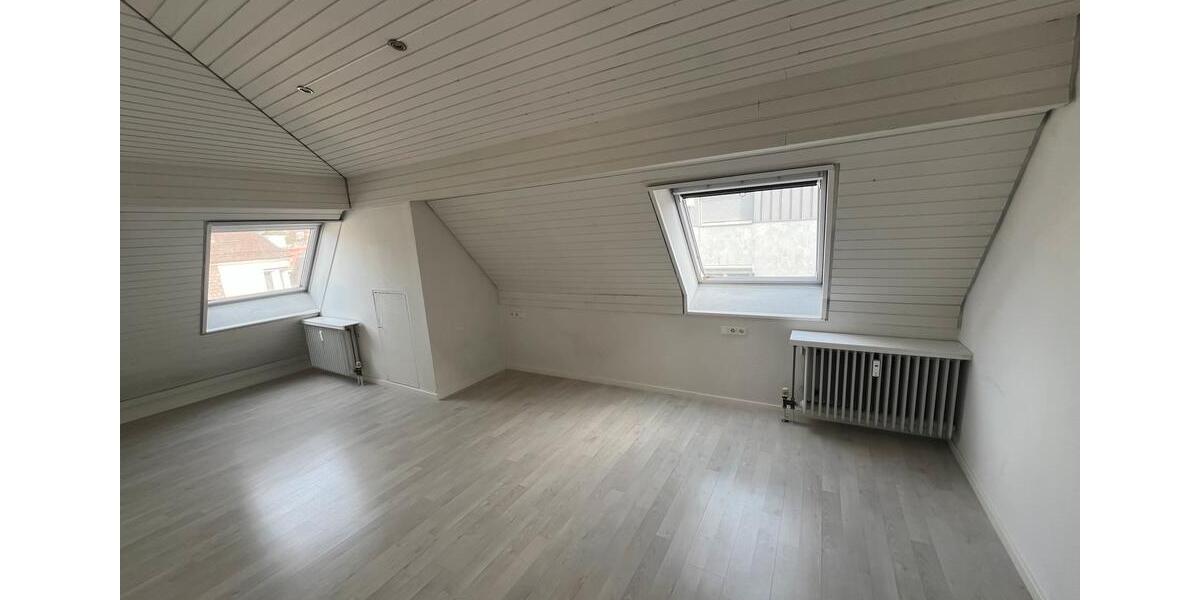 Dachgeschoßwohnung Ravensburg Eschach - 3.5 Zimmer, 102 m&sup2;, 425.000&euro; | Angebot:26391820