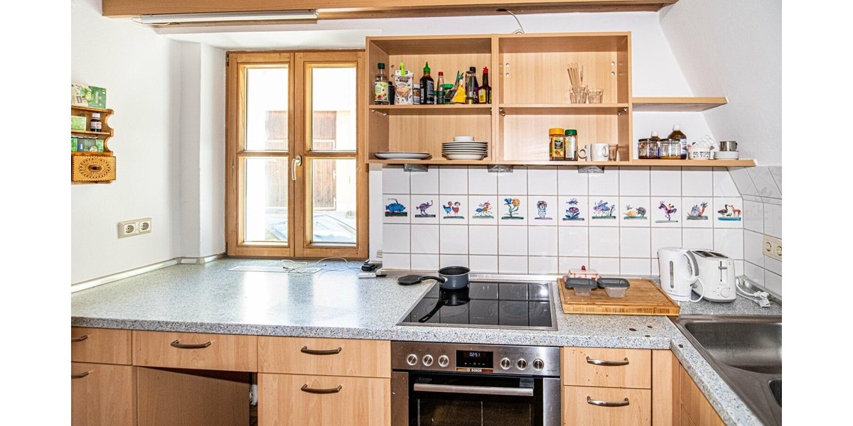 Ein Zuhause mit Geschichte, Charakter und mediterranem Gartenparadies mitten in Cham - Einfamilienhaus Cham | Angebot:27171764