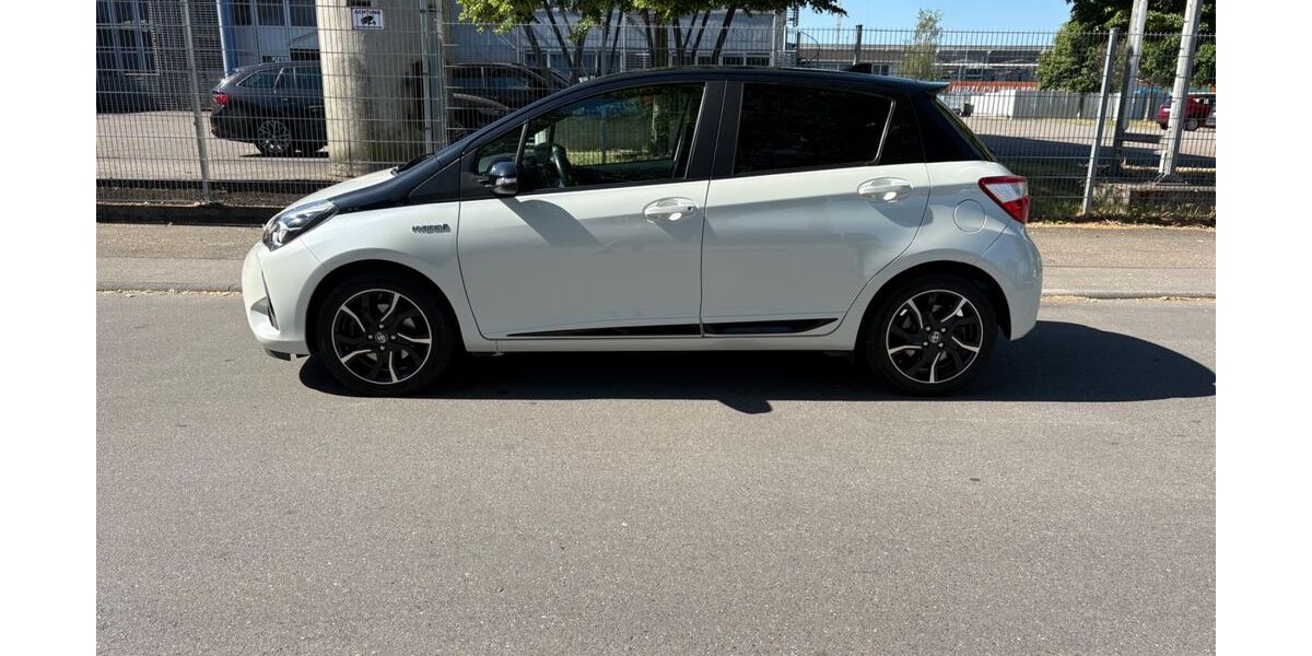 Toyota Yaris 64.000 km 15.350 &euro; Möckmühl 74219