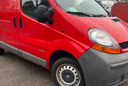 Renault Trafic 117.456 km 3.777 &euro; München 81245