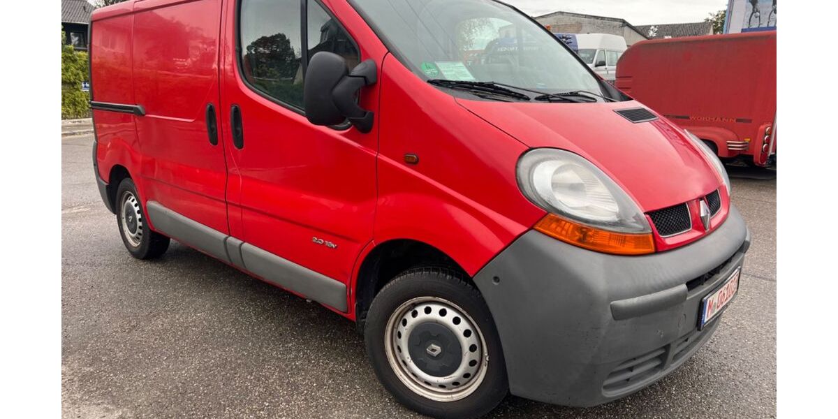 Renault Trafic 117.456 km 3.777 &euro; München 81245