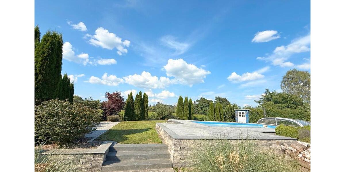 Villa Bienenbüttel - 7 Zimmer, 400 m&sup2;, 789.000&euro; | Angebot:27121370