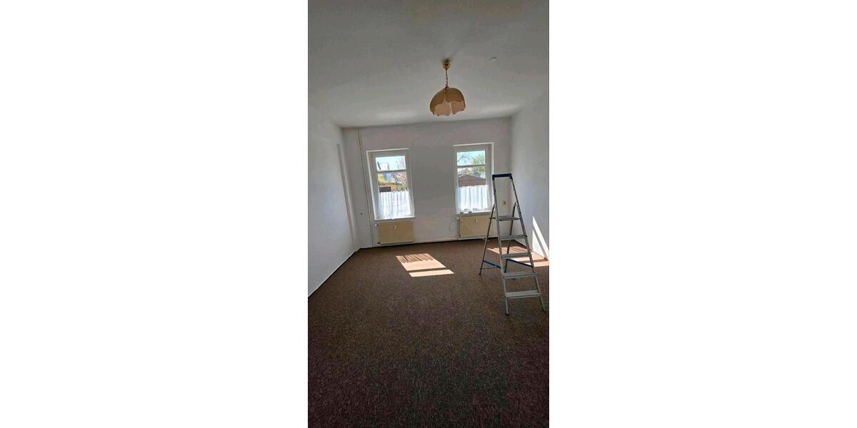 Reihenhaus Wurzen - 12 Zimmer, 163 m&sup2;, 87.500&euro; | Angebot:26223455