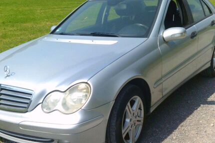 Mercedes-Benz C 180 172.000 km 3.999 € Langenbrettach 74243