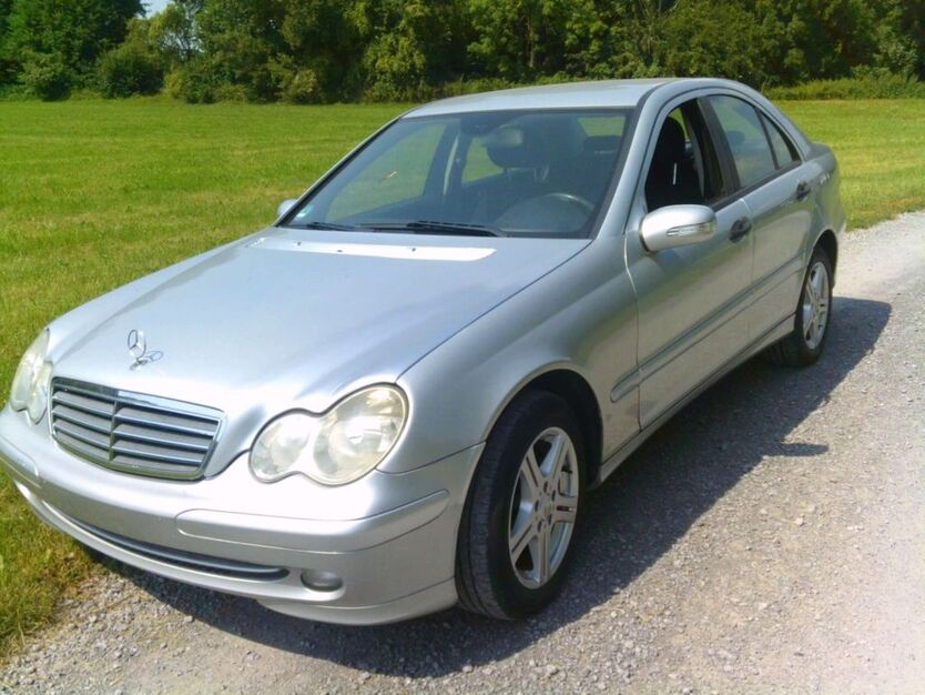 Mercedes-Benz C 180 172.000 km 3.999 € Langenbrettach 74243