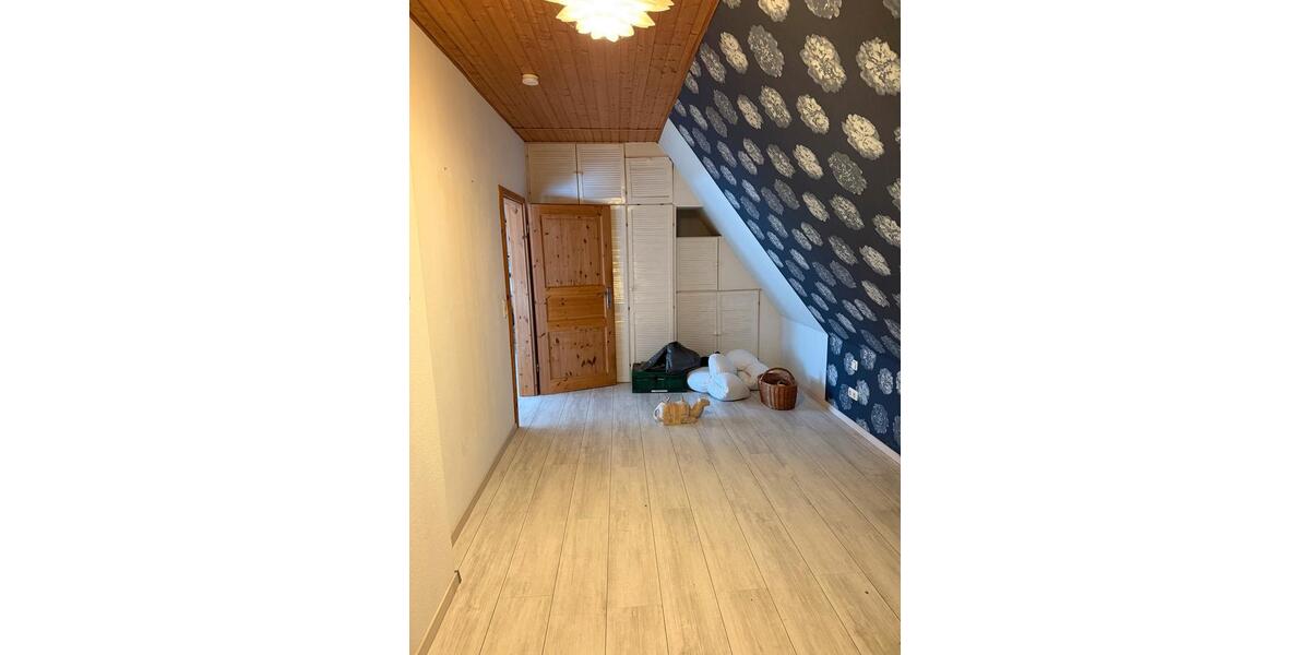 Dachgeschoßwohnung Oldenburg in Holstein - 4 Zimmer, 112 m&sup2;, 1.600&euro; | Angebot:25079818