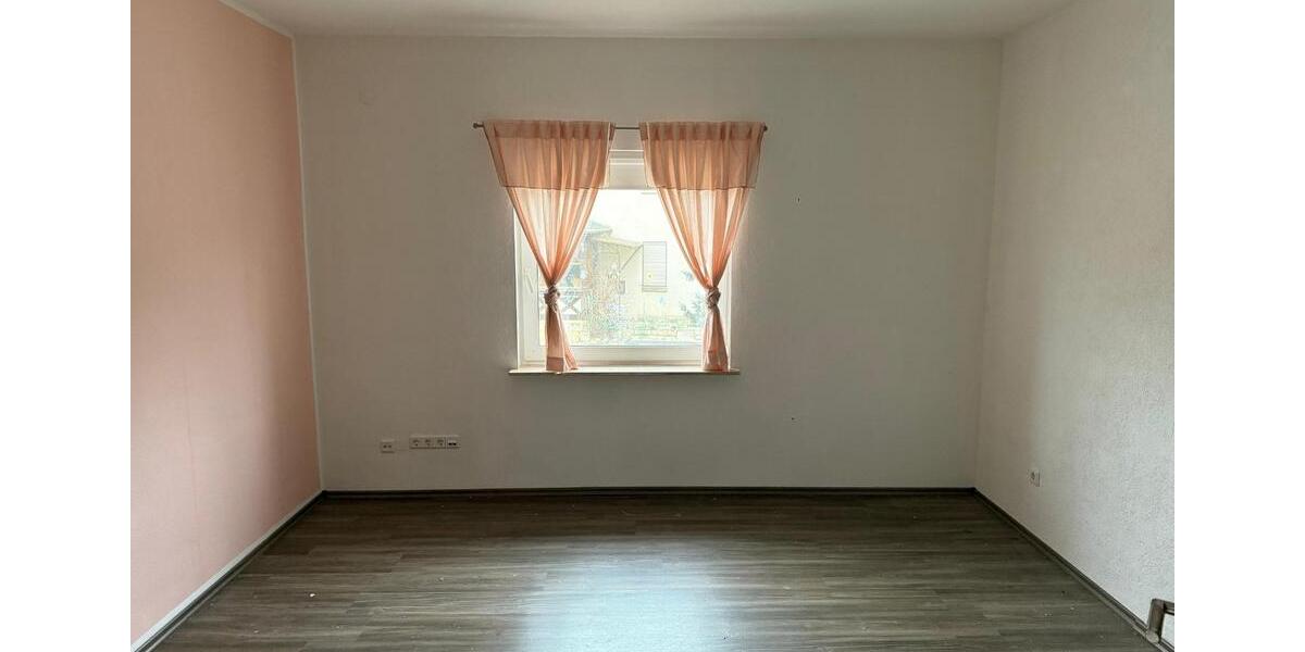 Einfamilienhaus Bad Liebenstein - 7 Zimmer, 270 m&sup2;, 295.000&euro; | Angebot:25612458