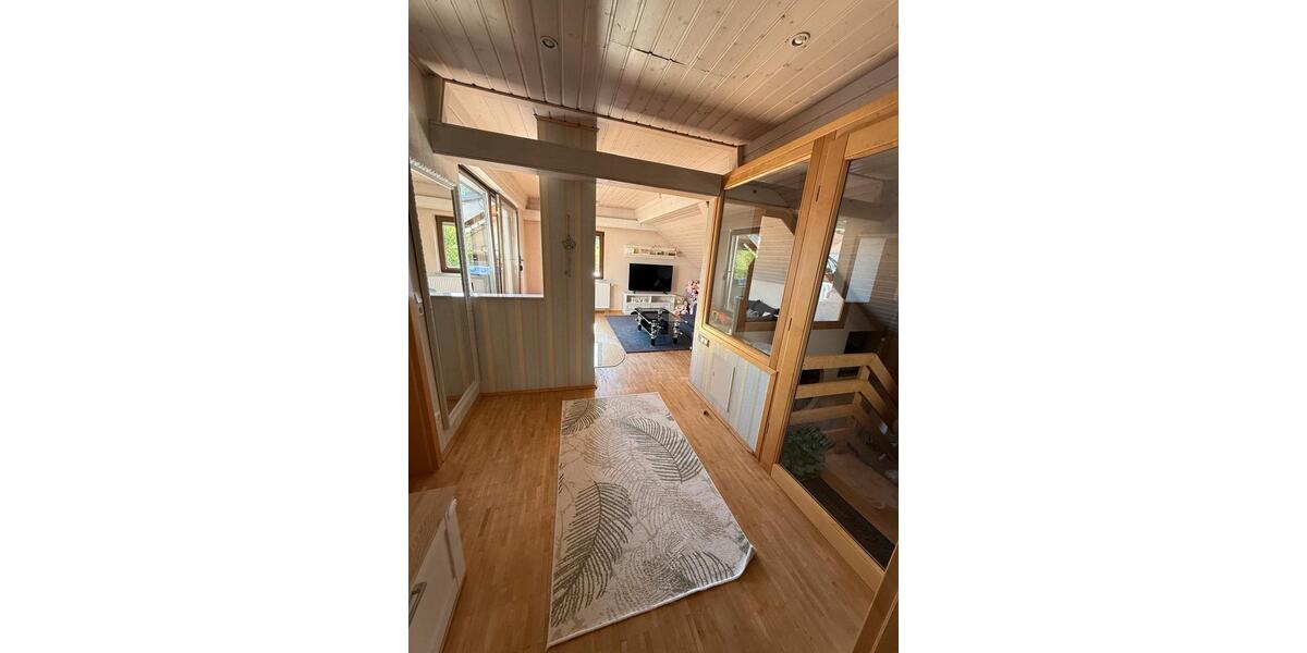 Dachgeschoßwohnung Lauda-Königshofen Königshofen - 2.5 Zimmer, 80 m&sup2;, 850&euro; | Angebot:26330008