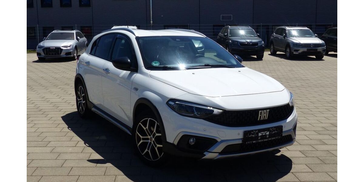 Fiat Tipo 43.000 km 11.850 &euro; Zimmern 78658