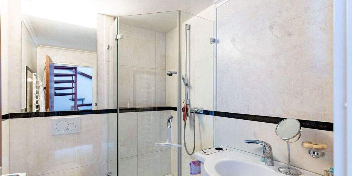 Reihenmittelhaus Neuss Rosellen - 4 Zimmer, 139 m&sup2;, 497.000&euro; | Angebot:24138668