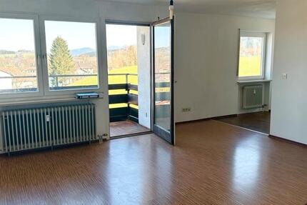 Helle Wohnung zentral in Miesbach zu vermieten