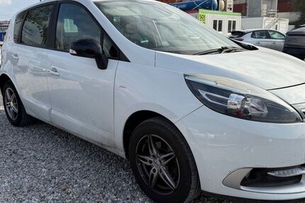 Renault Scenic 115.000 km 4.950 &euro; München 81829