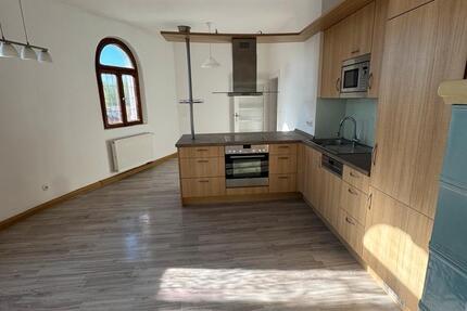 Charmante 5-Zimmer-Altbau Wohnung im Herzen von Roding