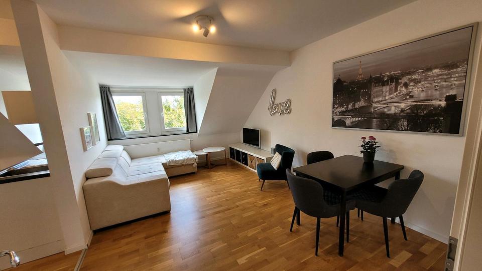 Dachgeschoßwohnung Düsseldorf Stadtbezirk 3 - 3 Zimmer, 69 m&sup2;, 299.000&euro; | Angebot:26086101
