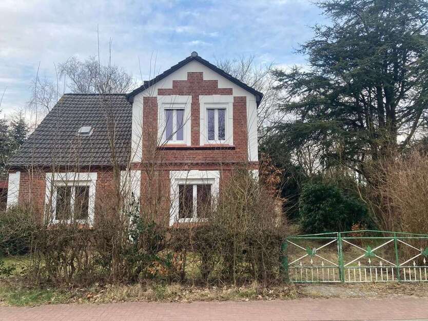 Haus zum Kaufen in Breklum 149.000 € 121 m²