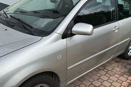 Toyota Corolla 119.619 km 2.800 &euro; Wächtersbach 63607