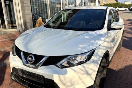 Nissan Qashqai 89.600 km 9.990 &euro; Ibbenbüren 49477