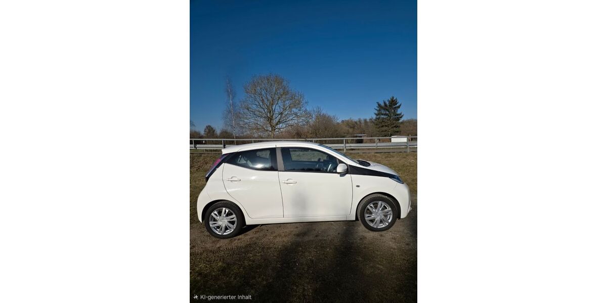 Toyota Aygo (X) 36.000 km 8.700 &euro; Frankenberg 35066