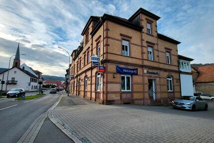 Bad Bergzabern neu renovierte 2 Zi WG. 3 zimmer