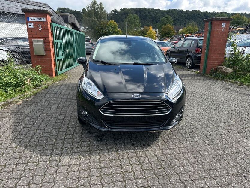 Ford Fiesta 101.000 km 8.900 € Konz 54329
