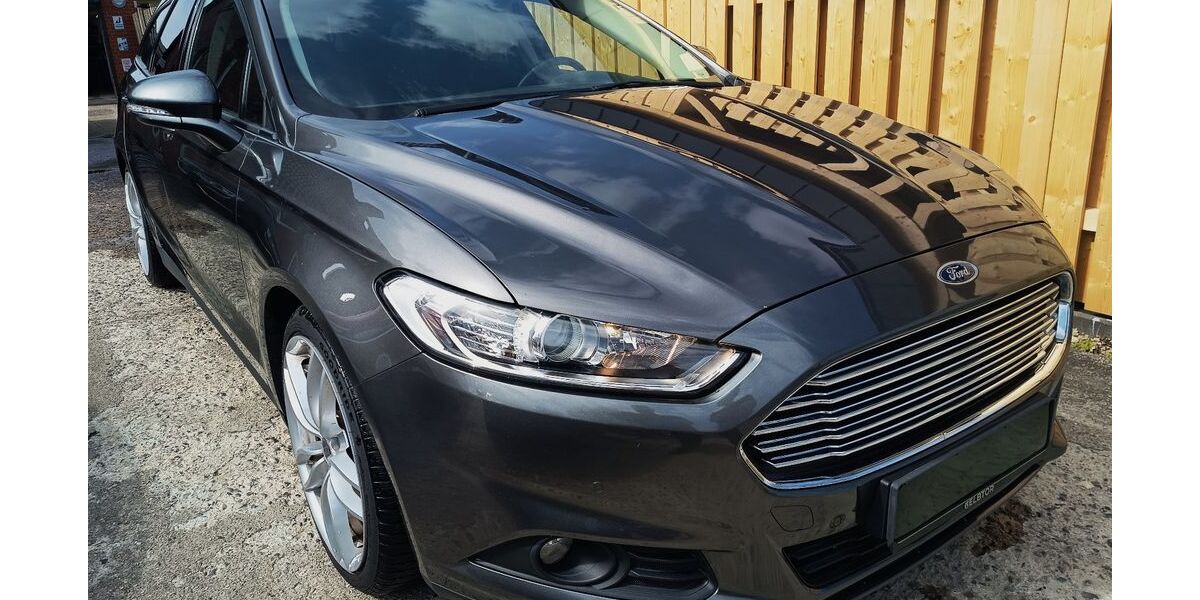 Ford Mondeo 167.000 km 9.490 &euro; Schretstaken 21493