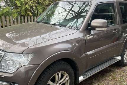 Mitsubishi Pajero 245.000 km 14.950 &euro; Schäftlarn 82069