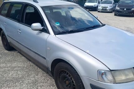 VW Passat 213.602 km 999 &euro; Kaltennordheim-Unterweid 36452