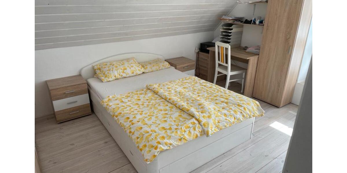 Doppelhaushälfte Hannover Herrenhausen-Stöcken - 5 Zimmer, 110 m&sup2;, 2.150&euro; | Angebot:24982093