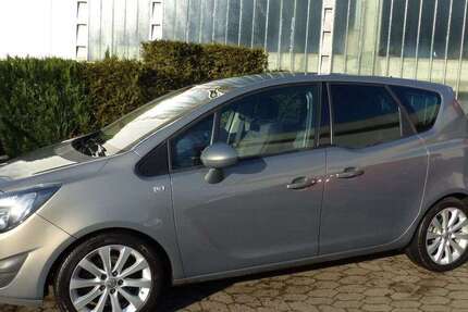 Opel Meriva 99.000 km 7.800 &euro; Hannover 30179
