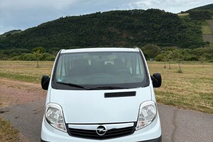 Opel Vivaro 200.500 km 8.500 &euro; Wiltingen 54459