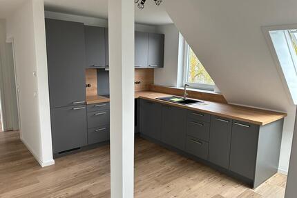Neu und hochwertig renovierte 63 qm Single Wohnung