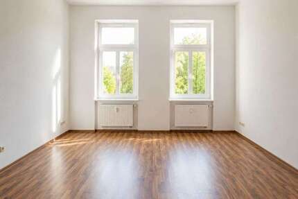 Wohnung Arnstadt - 2 Zimmer, 67 m&sup2;, 500&euro; | Angebot:26682805
