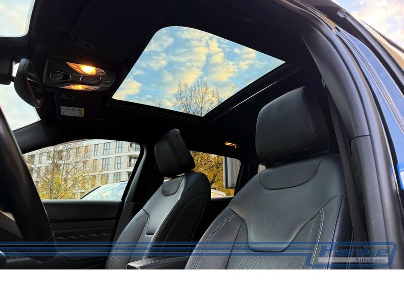 Jeep Compass S Plug-In Hybrid 4WD*Pano*Alpine*360°*CP 99.198 km 19.900 € Berlin 13187