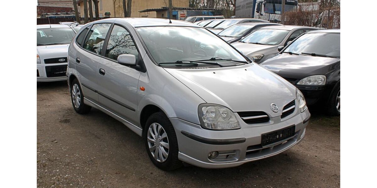 Nissan Almera Tino 128.250 km 3.599 &euro; Berlin 13057