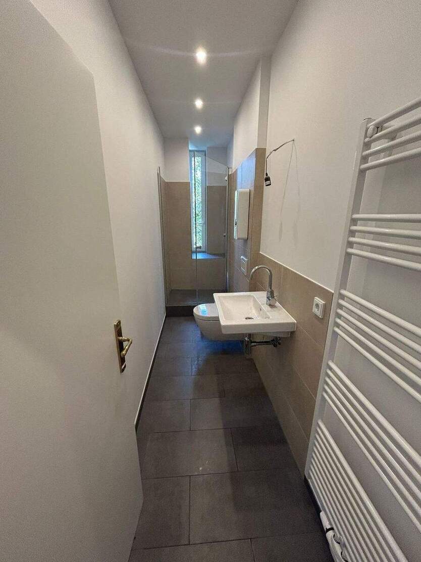 Erstbezug nach Sanierung: Charmante 1-Zimmer-Wohnung in Berlin-Neukölln 1 zimmer