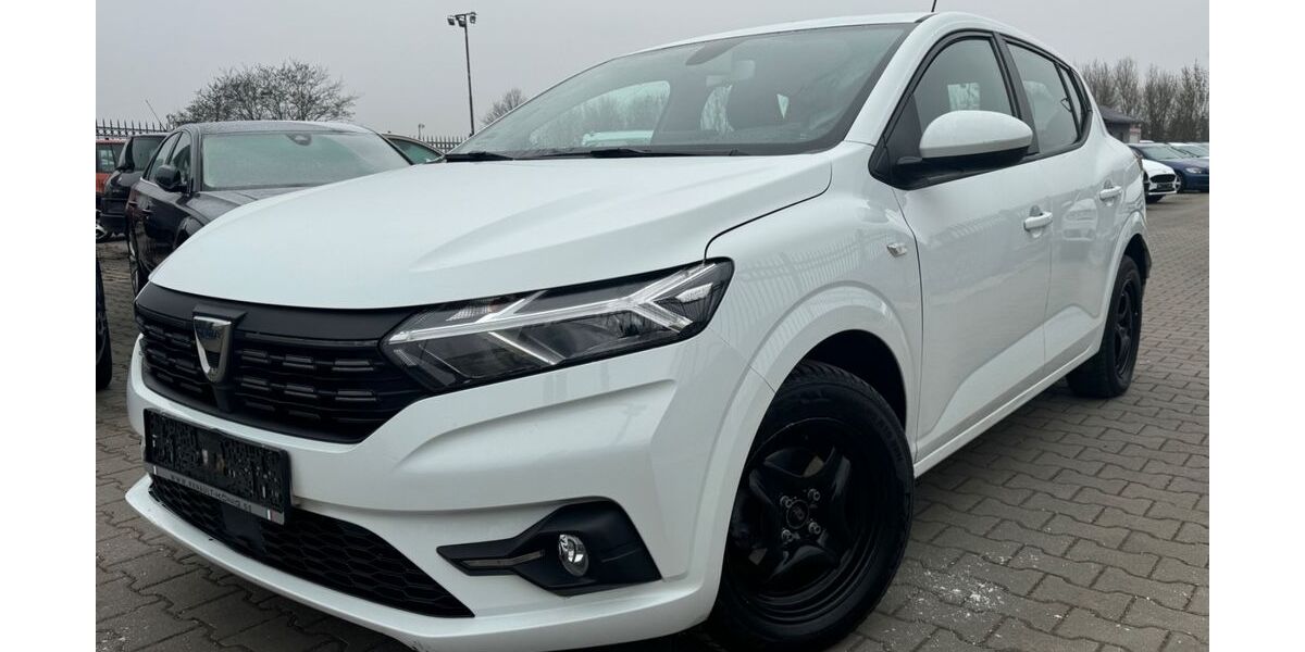 Dacia Sandero 174.000 km 6.399 &euro; Oberkrämer 16727