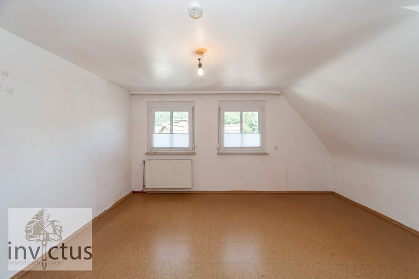 Mehr Platz. Mehr Ruhe. Mehr Zuhause – Doppelhaushälfte in Spiegelberg mit Garten & Garage! 4.5 zimmer