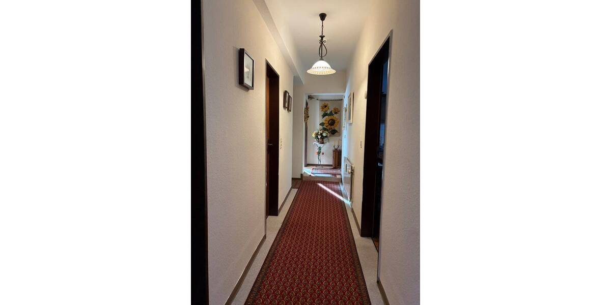 Etagenwohnung Nordenham - 3 Zimmer, 127 m&sup2;, 185.000&euro; | Angebot:26305816