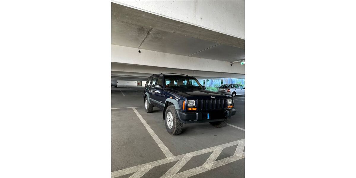 Jeep Cherokee 190.000 km 6.499 &euro; Wernau 73249