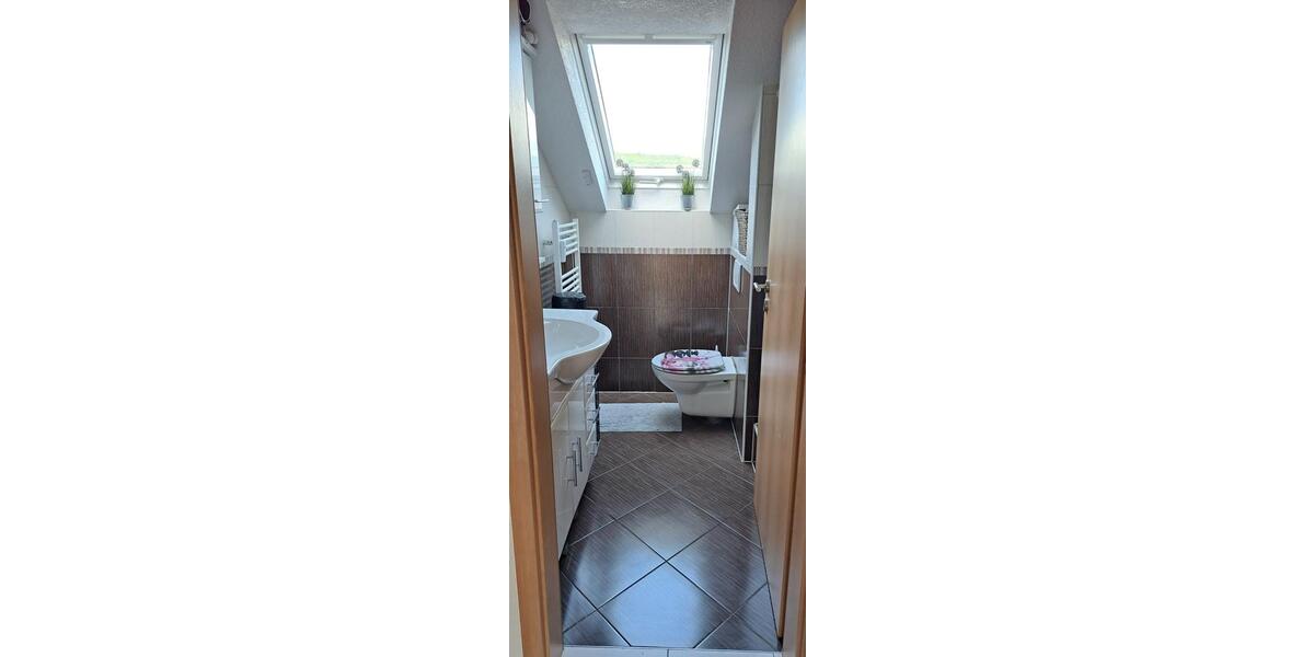 Dachgeschoßwohnung Emmendingen - 3 Zimmer, 75 m&sup2;, 320.000&euro; | Angebot:26289222