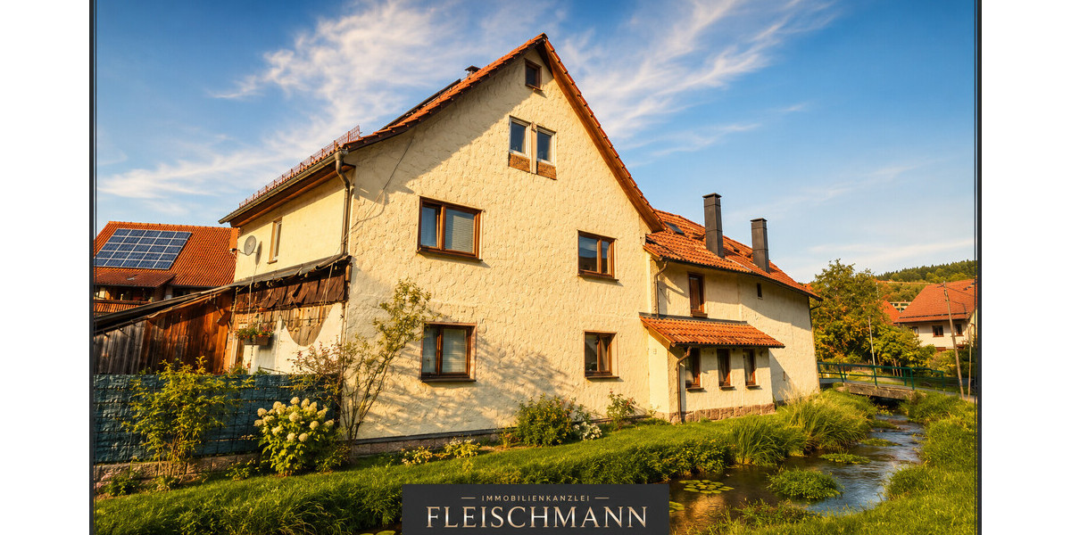 Modernisiertes Wohnhaus mit großem Grundstück, Terrasse und Ausbaupotenzial - Einfamilienhaus Schmeheim | Angebot:26659723