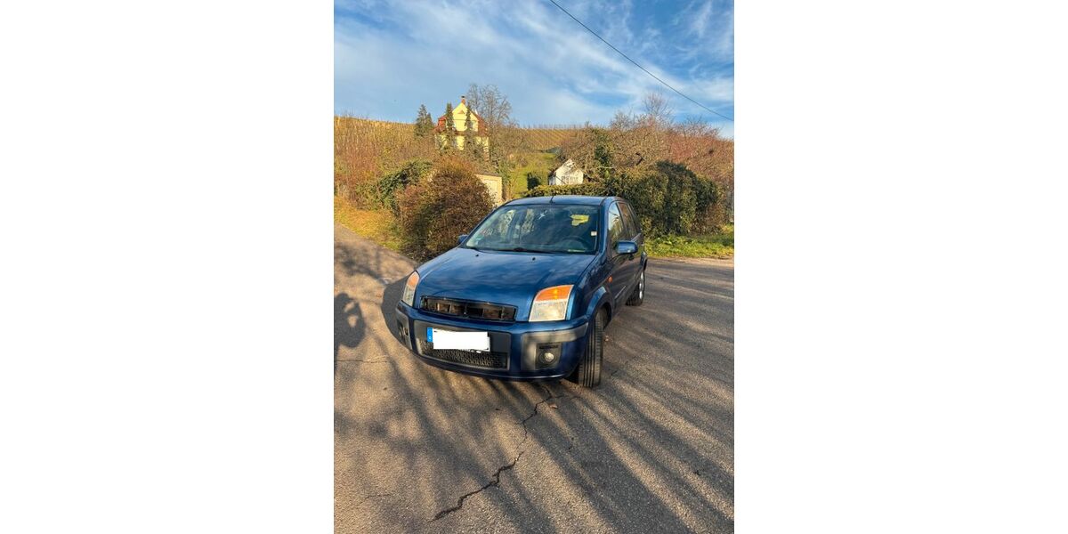 Ford Fusion 222.711 km 750 &euro; Stuttgart 70178