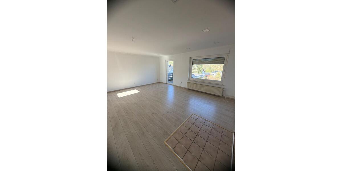 Etagenwohnung Waldkappel - 3 Zimmer, 81 m&sup2;, 550&euro; | Angebot:26391877