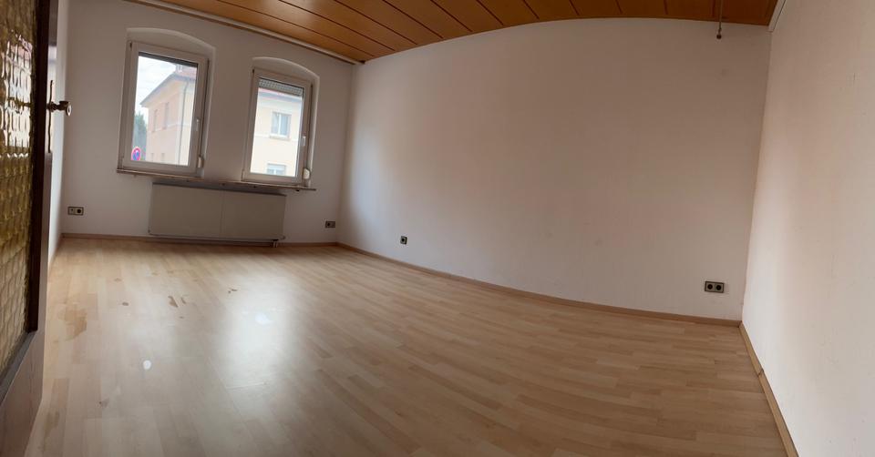 Erdgeschoßwohnung Waiblingen - 2.5 Zimmer, 60 m&sup2;, 120.000&euro; | Angebot:27085450