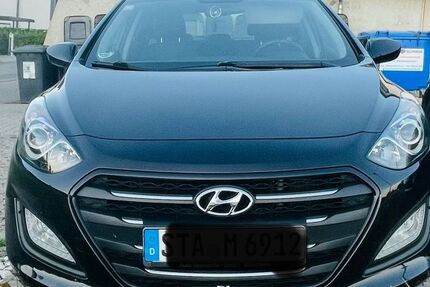 Hyundai i30 200.000 km 4.700 &euro; München 80636